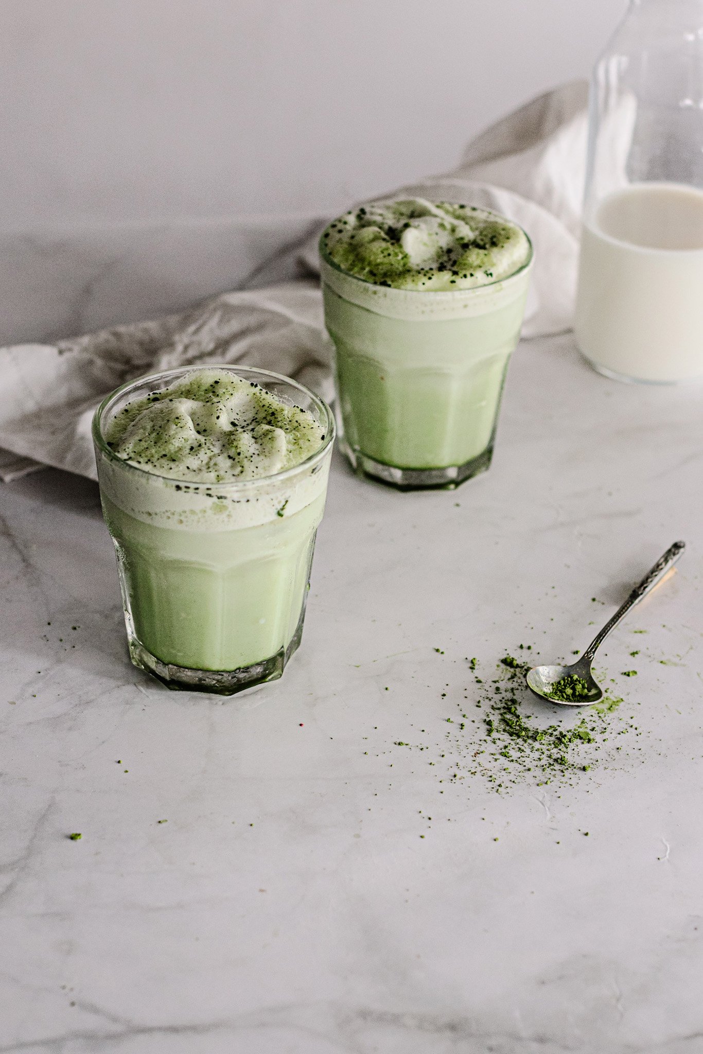 Matcha latte de coco, con vainilla y ágave-Receta terapéutica