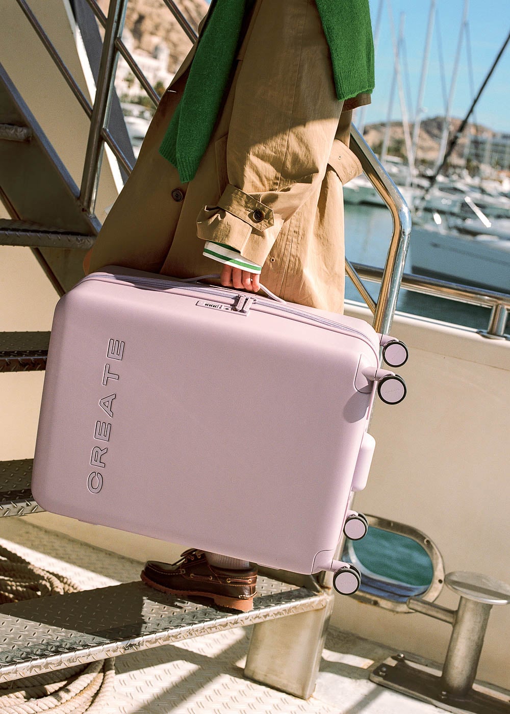 LUGGAGE STUDIO - Maleta Rígida De Policarbonato Con Candado TSA Y Ruedas Multidireccionales Lavanda