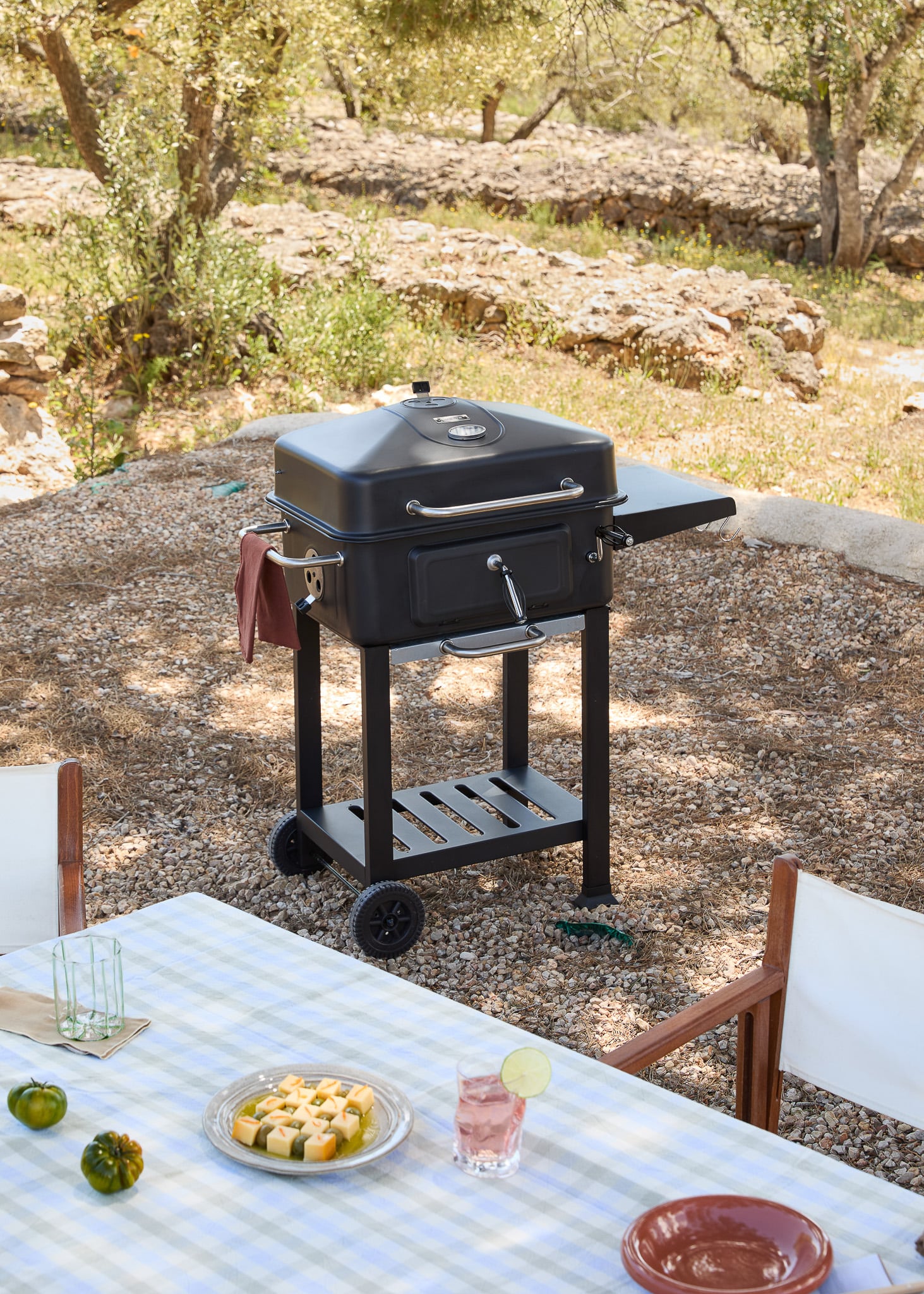BBQ SMOKEY PRO - Barbacoa Ahumadora De Carbón Con Regulador De Brasas Y Mesa Auxiliar Exclusive