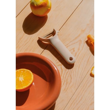 KITCHENWARE STUDIO - Fruit- En Groenteschiller Zand