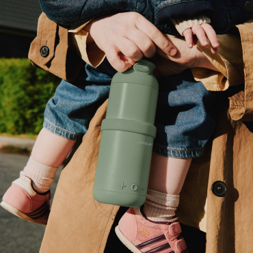 BABY PORTABLE MILK WARMER - Aquecedor De Leite E Água Para Biberões Com Seletor De Temperatura Sálvia By CREATE