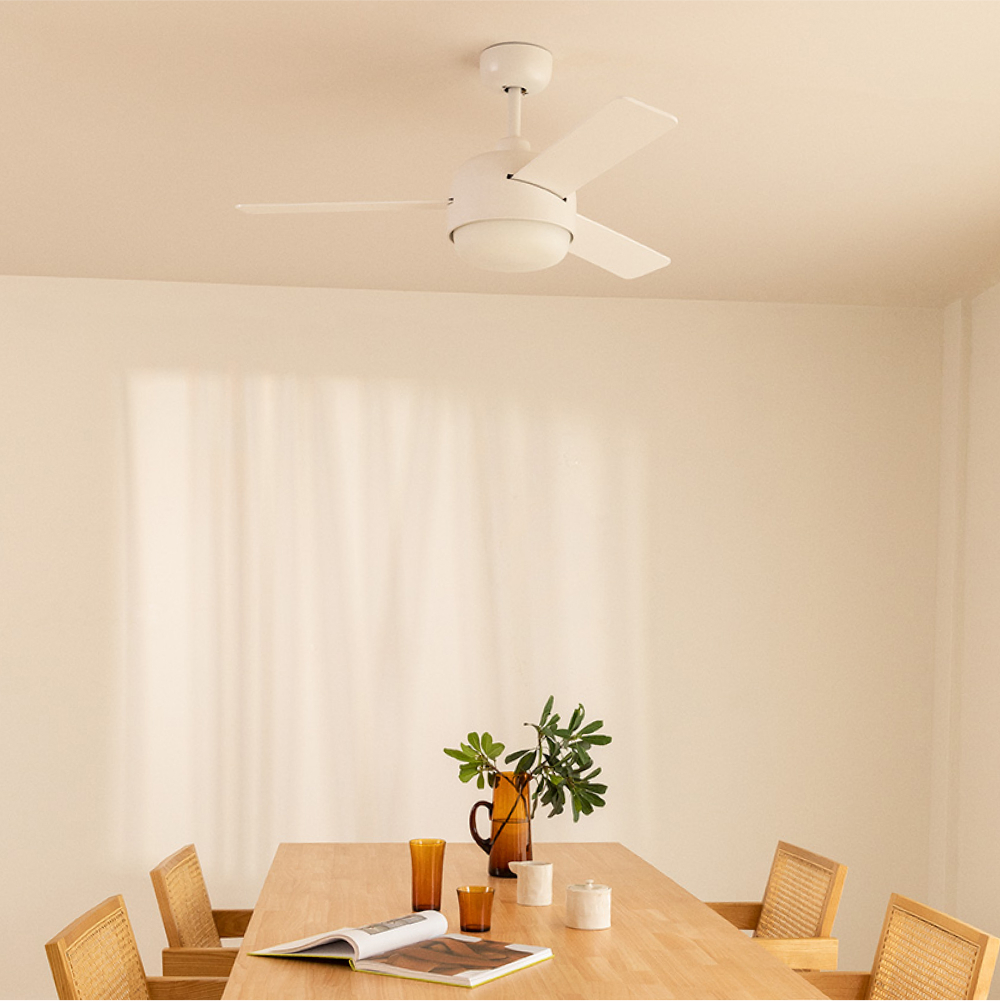 WIND BALL - Silent 40W ceiling fan Ø112 cm with 15W LED light reversible blades Remote control