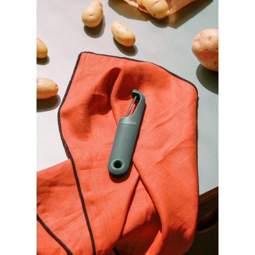 KITCHENWARE STUDIO - Fruit and vegetable peeler Sage