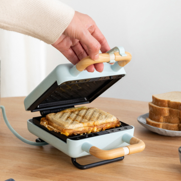 STONE STUDIO - Sandwich grill and waffle maker with removable plates Pastel blue