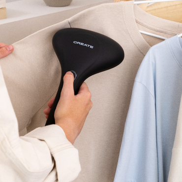 IRON UP - Vertical steam iron Black