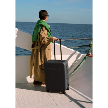 LUGGAGE STUDIO - Rigid polycarbonate suitcase with TSA lock and multidirectional wheels Black