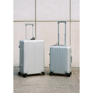 LUGGAGE ALUMINIUM - Aluminium hard-shell suitcase with TSA lock and multidirectional wheels Set: S and M